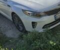 Білий Кіа Оптіма, об'ємом двигуна 2 л та пробігом 173 тис. км за 13000 $, фото 11 на Automoto.ua