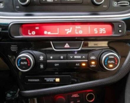 Белый Киа Оптима, объемом двигателя 2.4 л и пробегом 122 тыс. км за 7300 $, фото 11 на Automoto.ua