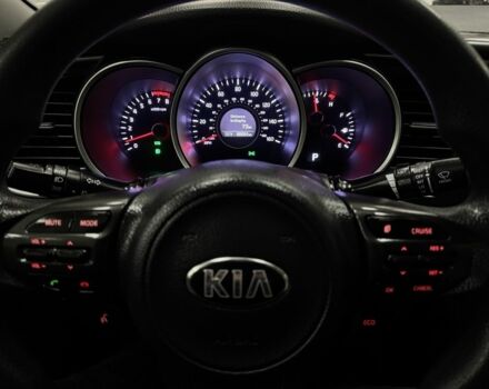 Білий Кіа Оптіма, об'ємом двигуна 2.4 л та пробігом 88 тис. км за 9800 $, фото 13 на Automoto.ua