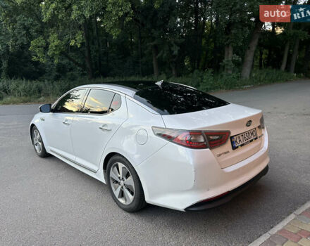 Білий Кіа Оптіма, об'ємом двигуна 2.36 л та пробігом 160 тис. км за 13000 $, фото 8 на Automoto.ua