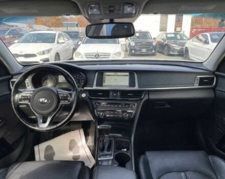Білий Кіа Оптіма, об'ємом двигуна 2.4 л та пробігом 75 тис. км за 2000 $, фото 8 на Automoto.ua