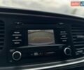 Білий Кіа Оптіма, об'ємом двигуна 2.4 л та пробігом 208 тис. км за 8800 $, фото 16 на Automoto.ua