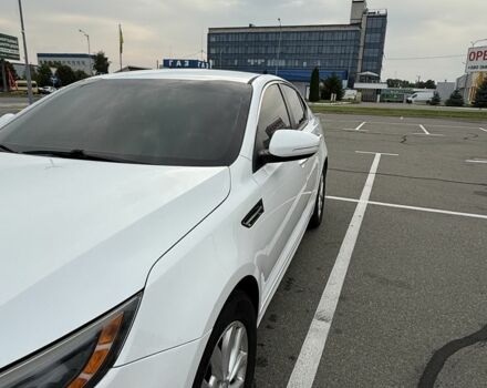 Белый Киа Оптима, объемом двигателя 2.4 л и пробегом 150 тыс. км за 9500 $, фото 3 на Automoto.ua