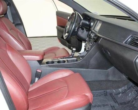 Белый Киа Оптима, объемом двигателя 2 л и пробегом 66 тыс. км за 10500 $, фото 15 на Automoto.ua