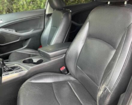 Белый Киа Оптима, объемом двигателя 2 л и пробегом 77 тыс. км за 6500 $, фото 9 на Automoto.ua