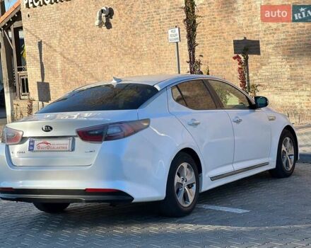 Кіа Оптіма 2015 у Одесі на Automoto.ua Білий Кіа Оптіма, об'ємом двигуна 2.36 л та пробігом 298 тис. км за 9500 $, фото 11 на Automoto.ua