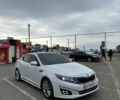 Білий Кіа Оптіма, об'ємом двигуна 2 л та пробігом 165 тис. км за 11500 $, фото 1 на Automoto.ua