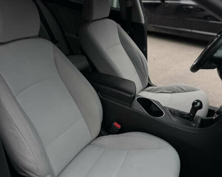 Білий Кіа Оптіма, об'ємом двигуна 2.36 л та пробігом 270 тис. км за 7000 $, фото 9 на Automoto.ua