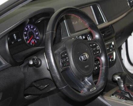 Киа Оптима 2015 в Киеве на Automoto.ua Белый Киа Оптима, объемом двигателя 2 л и пробегом 66 тыс. км за 10500 $, фото 7 на Automoto.ua