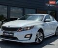 Білий Кіа Оптіма, об'ємом двигуна 2.4 л та пробігом 190 тис. км за 10697 $, фото 1 на Automoto.ua