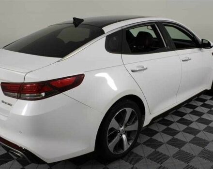 Белый Киа Оптима, объемом двигателя 2 л и пробегом 66 тыс. км за 10500 $, фото 2 на Automoto.ua