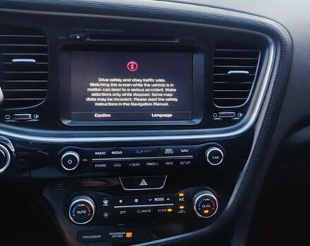 Киа Оптима 2015 в Одессе на Automoto.ua Белый Киа Оптима, объемом двигателя 2.4 л и пробегом 148 тыс. км за 12500 $, фото 8 на Automoto.ua