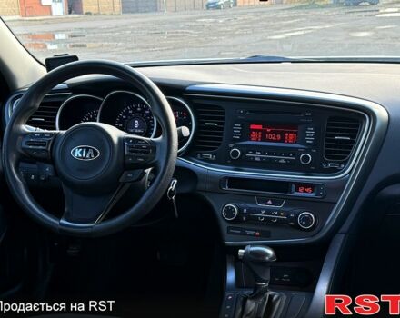 Білий Кіа Оптіма, об'ємом двигуна 2.4 л та пробігом 116 тис. км за 9300 $, фото 8 на Automoto.ua