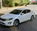 Білий Кіа Оптіма, об'ємом двигуна 2.36 л та пробігом 190 тис. км за 10300 $, фото 18 на Automoto.ua