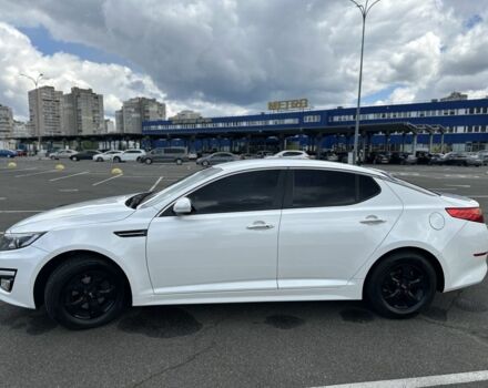 Білий Кіа Оптіма, об'ємом двигуна 2 л та пробігом 133 тис. км за 12000 $, фото 1 на Automoto.ua