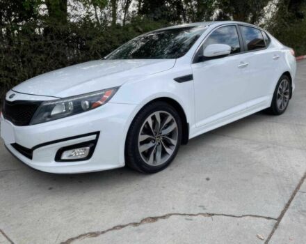 Белый Киа Оптима, объемом двигателя 2 л и пробегом 77 тыс. км за 6500 $, фото 2 на Automoto.ua