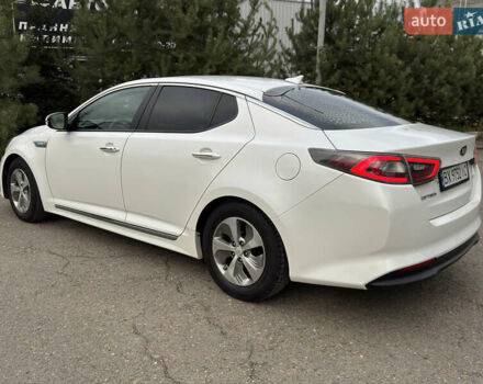 Белый Киа Оптима, объемом двигателя 2.4 л и пробегом 152 тыс. км за 10500 $, фото 2 на Automoto.ua