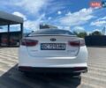 Белый Киа Оптима, объемом двигателя 2.36 л и пробегом 289 тыс. км за 10400 $, фото 7 на Automoto.ua