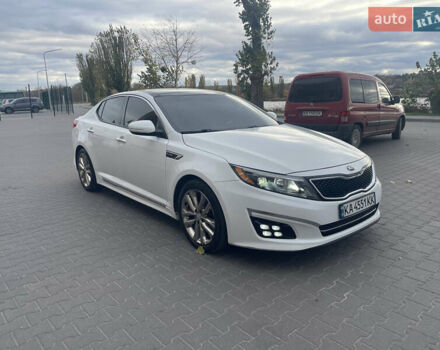 Білий Кіа Оптіма, об'ємом двигуна 2 л та пробігом 173 тис. км за 12800 $, фото 2 на Automoto.ua