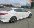 Белый Киа Оптима, объемом двигателя 2.36 л и пробегом 185 тыс. км за 10700 $, фото 3 на Automoto.ua