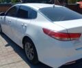 Білий Кіа Оптіма, об'ємом двигуна 1.6 л та пробігом 117 тис. км за 11800 $, фото 8 на Automoto.ua