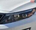 Білий Кіа Оптіма, об'ємом двигуна 2.36 л та пробігом 150 тис. км за 8600 $, фото 5 на Automoto.ua