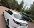 Білий Кіа Оптіма, об'ємом двигуна 2.36 л та пробігом 132 тис. км за 8900 $, фото 48 на Automoto.ua