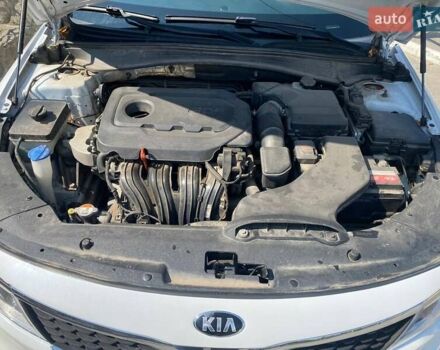 Белый Киа Оптима, объемом двигателя 2.4 л и пробегом 120 тыс. км за 9500 $, фото 13 на Automoto.ua