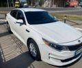 Белый Киа Оптима, объемом двигателя 2.4 л и пробегом 120 тыс. км за 9500 $, фото 1 на Automoto.ua