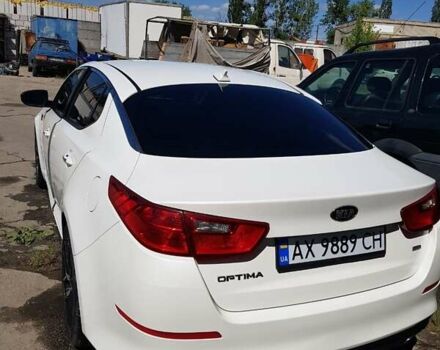 Киа Оптима 2015 в Харькове на Automoto.ua Белый Киа Оптима, объемом двигателя 2.4 л и пробегом 81 тыс. км за 12000 $, фото 2 на Automoto.ua