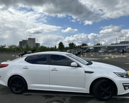 Білий Кіа Оптіма, об'ємом двигуна 2 л та пробігом 133 тис. км за 12000 $, фото 9 на Automoto.ua