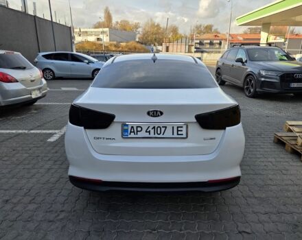 Білий Кіа Оптіма, об'ємом двигуна 2.4 л та пробігом 185 тис. км за 8400 $, фото 5 на Automoto.ua