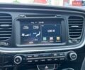 Білий Кіа Оптіма, об'ємом двигуна 2 л та пробігом 98 тис. км за 13000 $, фото 18 на Automoto.ua