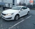 Білий Кіа Оптіма, об'ємом двигуна 2.36 л та пробігом 135 тис. км за 8800 $, фото 1 на Automoto.ua