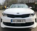 Білий Кіа Оптіма, об'ємом двигуна 2 л та пробігом 125 тис. км за 16400 $, фото 7 на Automoto.ua