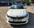 Белый Киа Оптима, объемом двигателя 2.36 л и пробегом 152 тыс. км за 13000 $, фото 1 на Automoto.ua