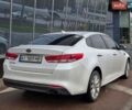 Білий Кіа Оптіма, об'ємом двигуна 2.4 л та пробігом 148 тис. км за 9500 $, фото 6 на Automoto.ua