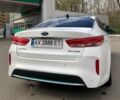 Білий Кіа Оптіма, об'ємом двигуна 2 л та пробігом 125 тис. км за 16400 $, фото 1 на Automoto.ua