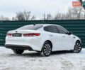 Білий Кіа Оптіма, об'ємом двигуна 2.36 л та пробігом 153 тис. км за 9500 $, фото 21 на Automoto.ua