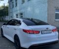 Білий Кіа Оптіма, об'ємом двигуна 2.36 л та пробігом 211 тис. км за 11800 $, фото 6 на Automoto.ua