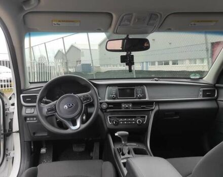 Белый Киа Оптима, объемом двигателя 2.36 л и пробегом 52 тыс. км за 13000 $, фото 6 на Automoto.ua