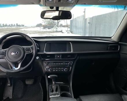 Білий Кіа Оптіма, об'ємом двигуна 2.4 л та пробігом 190 тис. км за 12000 $, фото 21 на Automoto.ua