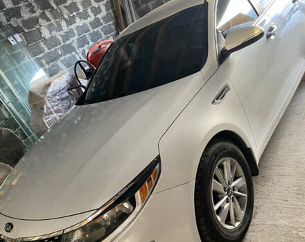 Белый Киа Оптима, объемом двигателя 2.4 л и пробегом 143 тыс. км за 10200 $, фото 13 на Automoto.ua