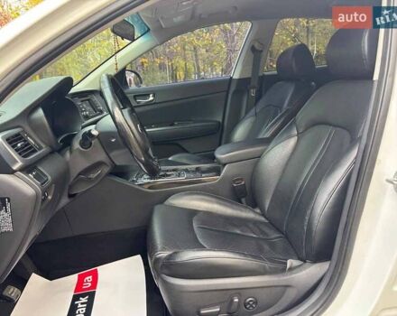 Белый Киа Оптима, объемом двигателя 2.4 л и пробегом 191 тыс. км за 12240 $, фото 13 на Automoto.ua