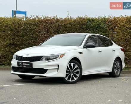 Білий Кіа Оптіма, об'ємом двигуна 2.36 л та пробігом 153 тис. км за 9500 $, фото 7 на Automoto.ua
