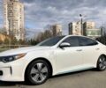 Білий Кіа Оптіма, об'ємом двигуна 2 л та пробігом 125 тис. км за 16700 $, фото 1 на Automoto.ua