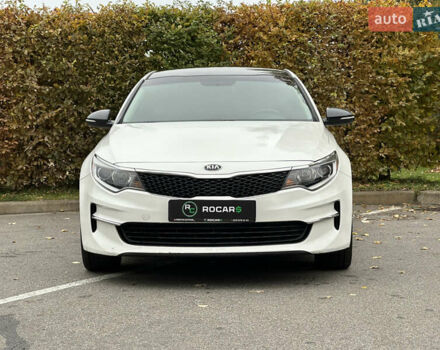 Білий Кіа Оптіма, об'ємом двигуна 2.36 л та пробігом 153 тис. км за 9500 $, фото 5 на Automoto.ua