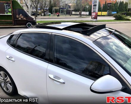 Киа Оптима 2016 в Харькове на Automoto.ua Белый Киа Оптима, объемом двигателя 2 л и пробегом 130 тыс. км за 17000 $, фото 8 на Automoto.ua