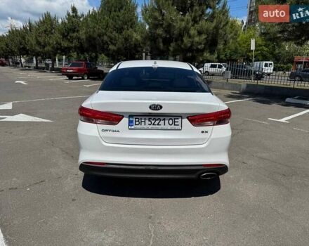 Белый Киа Оптима, объемом двигателя 2.4 л и пробегом 112 тыс. км за 12300 $, фото 4 на Automoto.ua