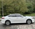 Білий Кіа Оптіма, об'ємом двигуна 2.4 л та пробігом 113 тис. км за 11400 $, фото 5 на Automoto.ua